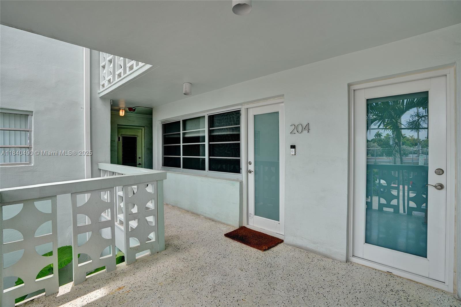 FLAMINGO PARKVIEW CONDO - Residential