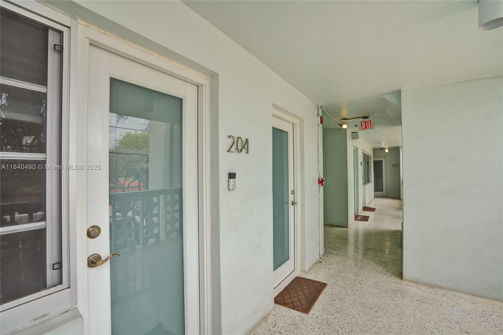 FLAMINGO PARKVIEW CONDO - Residential