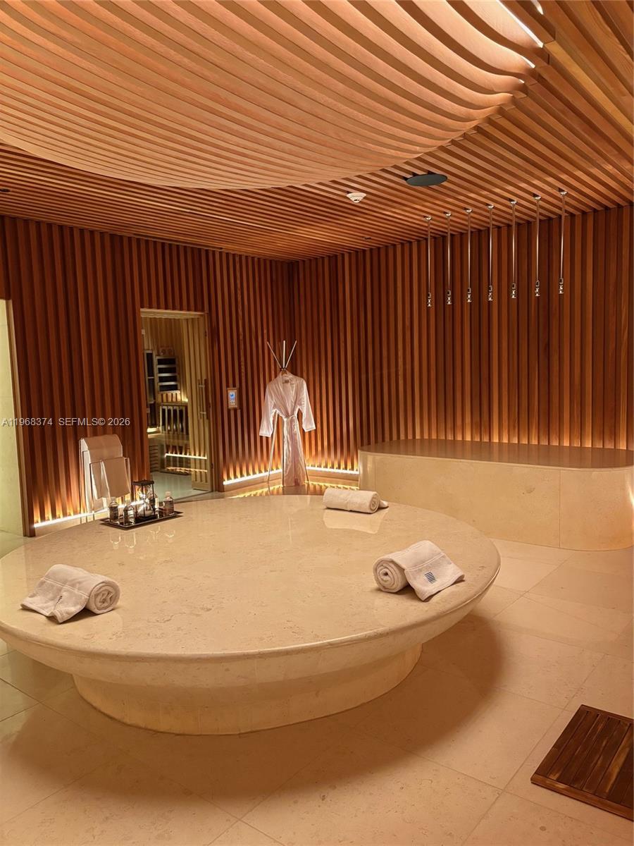 8701 COLLINS AVE CONDO - Residential Lease