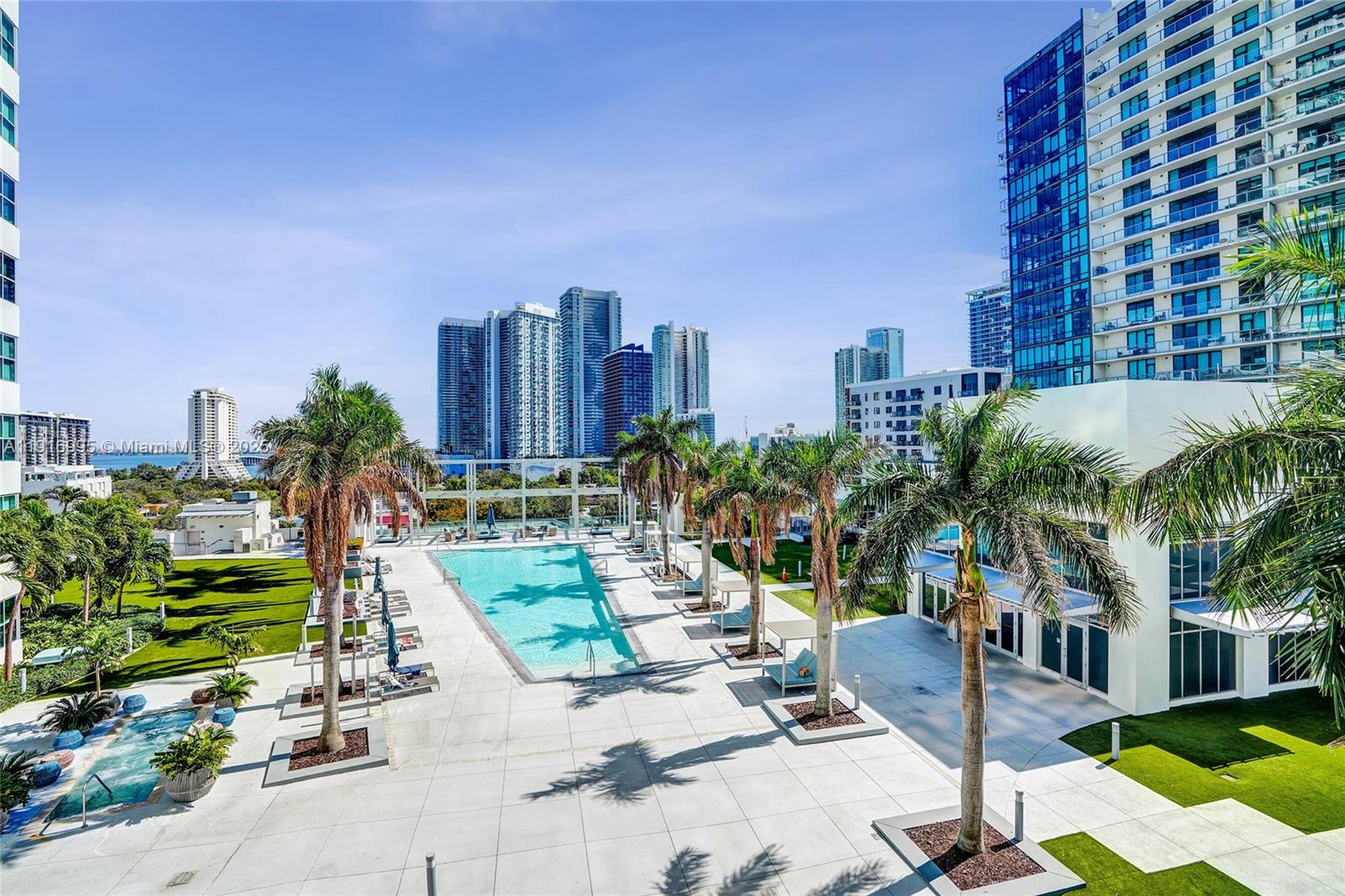 FOUR MIDTOWN MIAMI CONDO - Residential