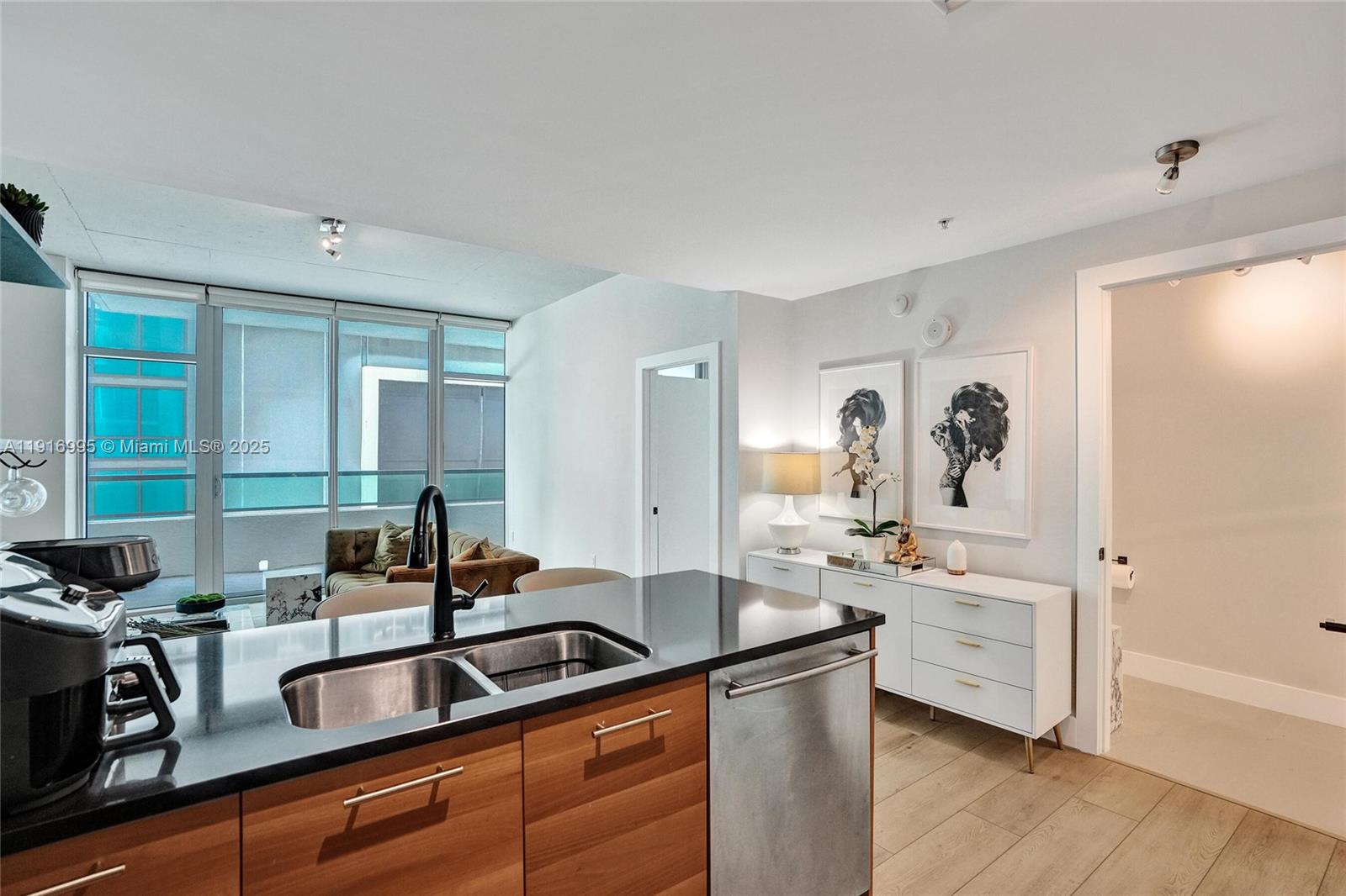 FOUR MIDTOWN MIAMI CONDO - Residential