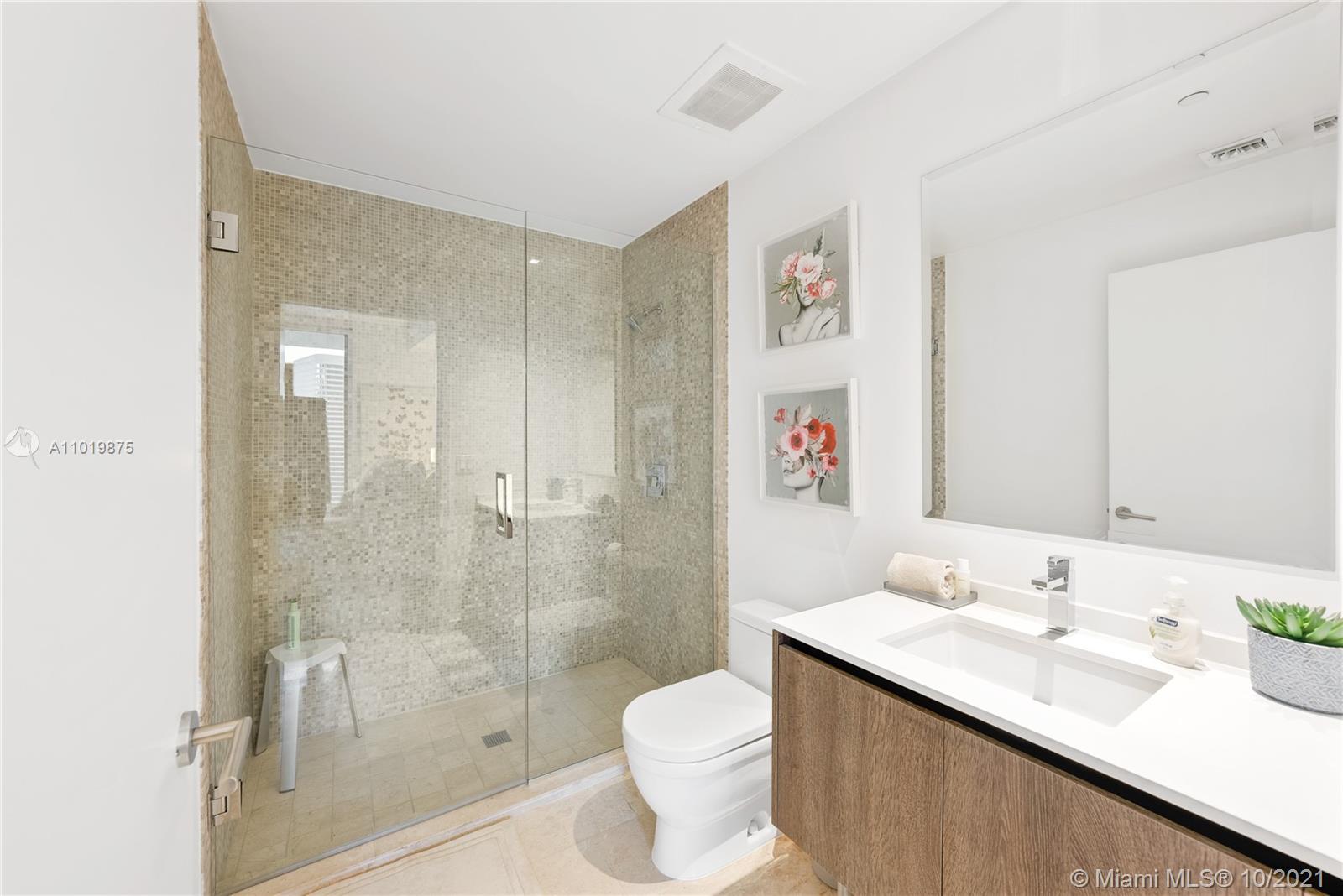 RISE CONDO - Residential