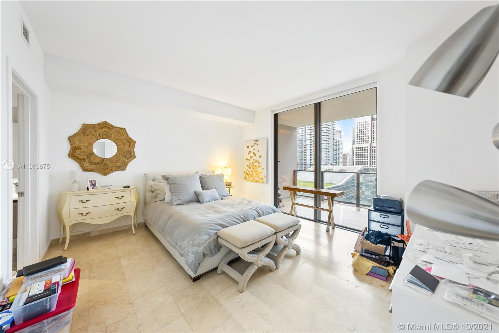 RISE CONDO - Residential