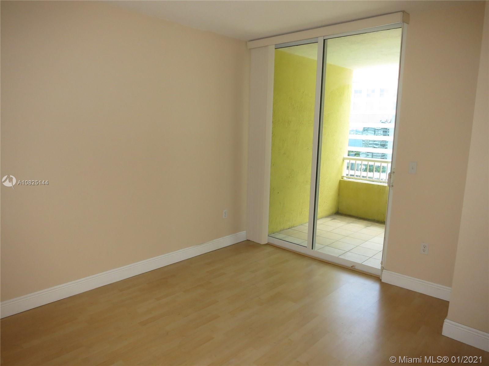 THE SAIL - Residential