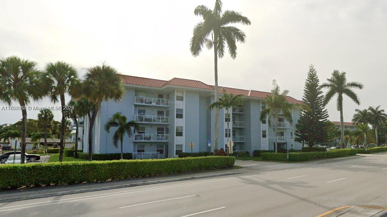 Property for Sale at 405 S Pine Island Rd 202D, Plantation, Miami-Dade County, Florida - Bedrooms: 1 
Bathrooms: 1  - $190,000