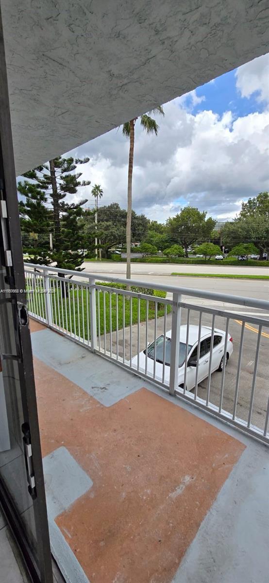 NEWPORT CONDO - Residential