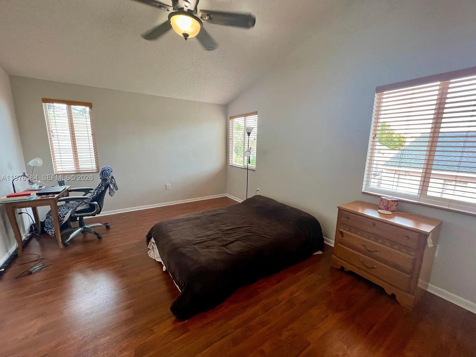 HAMPTON LAKES - Residential Lease