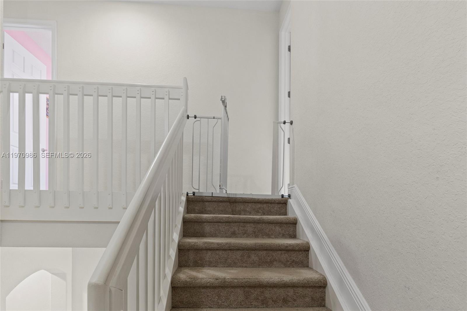 HILLSBORO ASSOCIATES PLAT - Residential