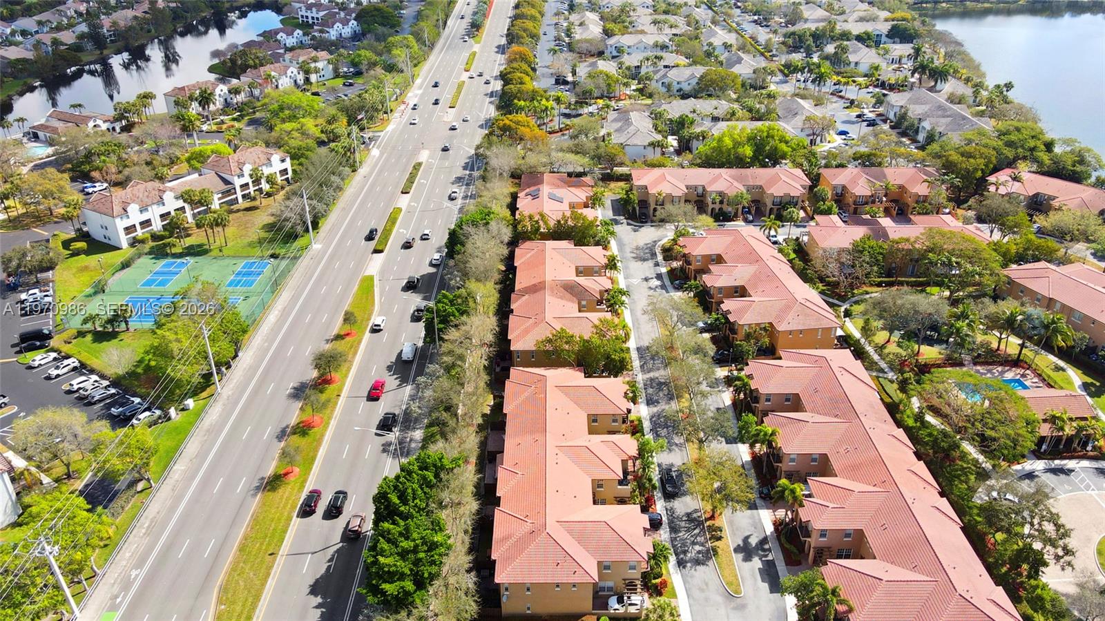 HILLSBORO ASSOCIATES PLAT - Residential