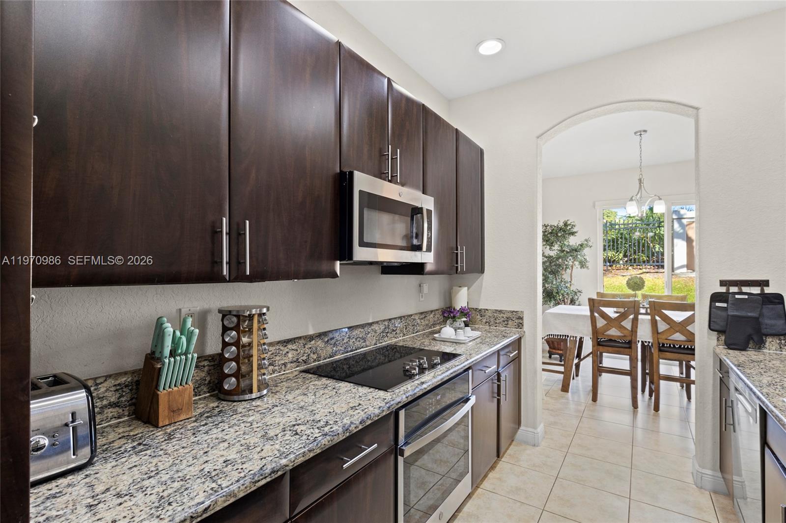 HILLSBORO ASSOCIATES PLAT - Residential