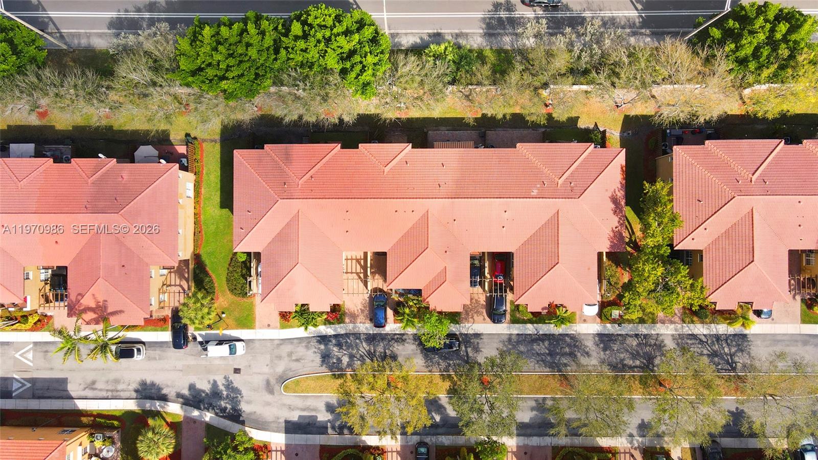 HILLSBORO ASSOCIATES PLAT - Residential