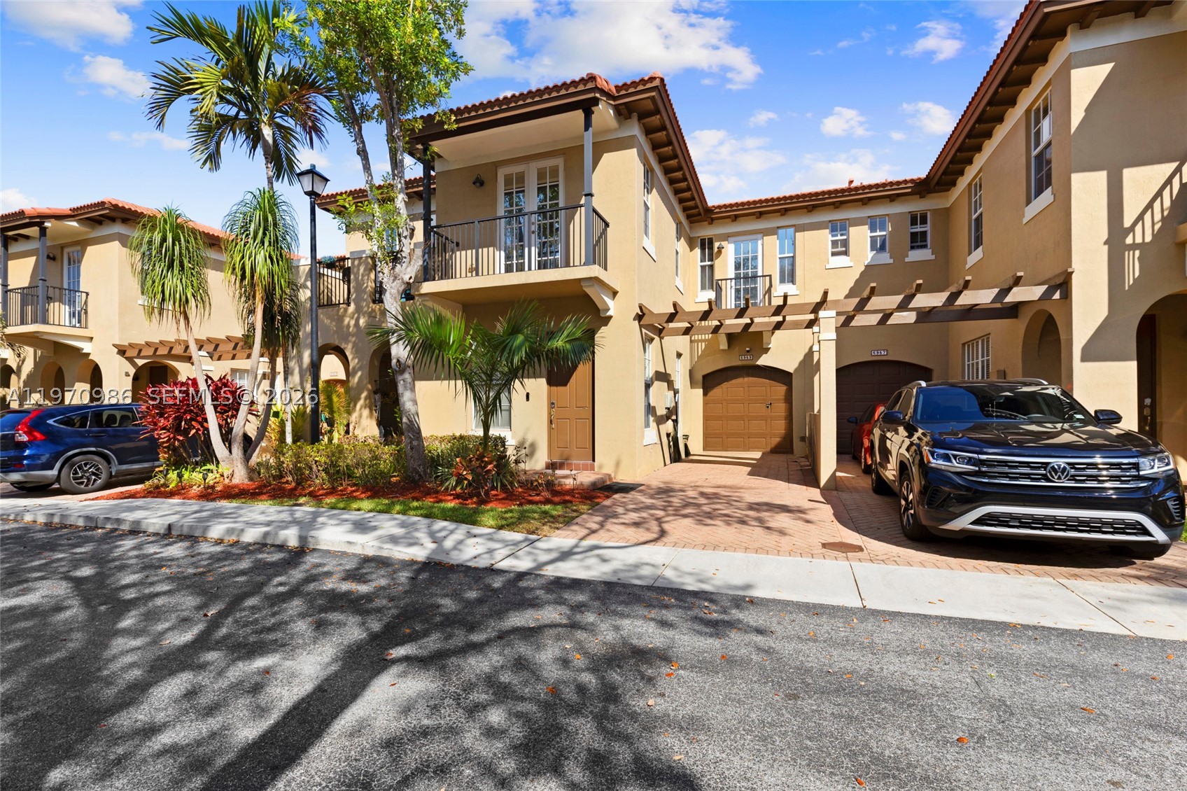 6959 Julia Gardens Dr