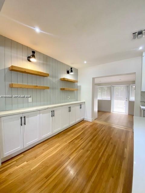 9472 Byron Ave