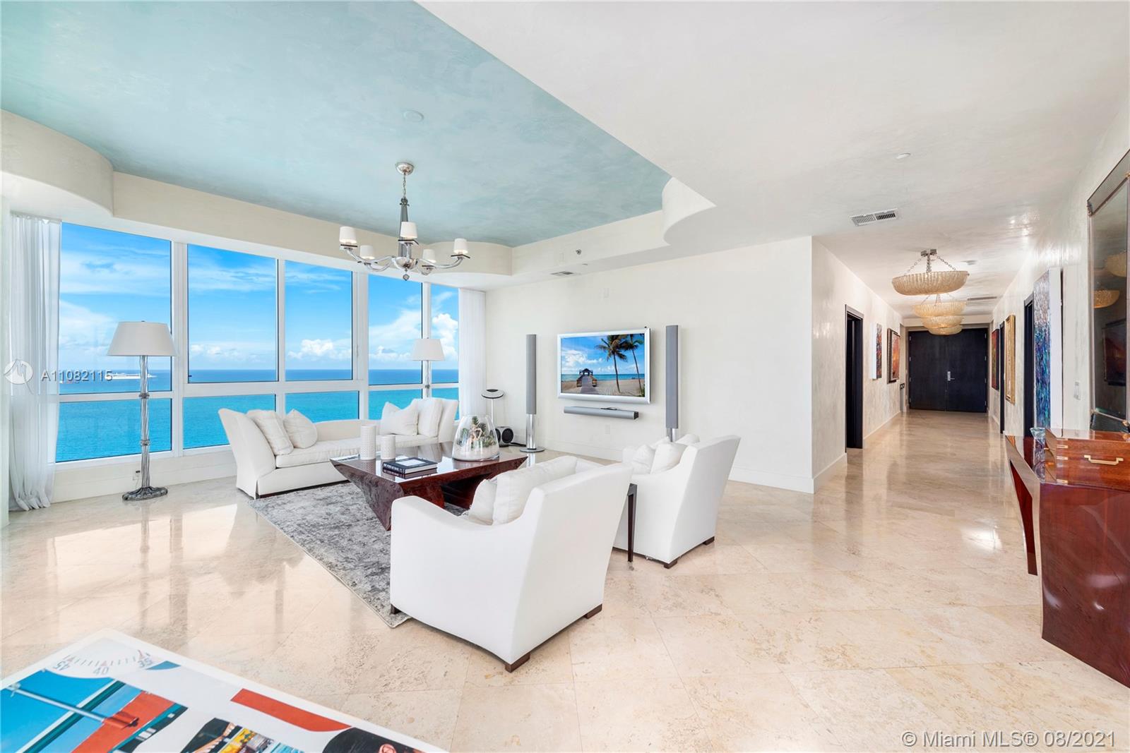 CONTINUUM ON SOUTH BEACH - Residential