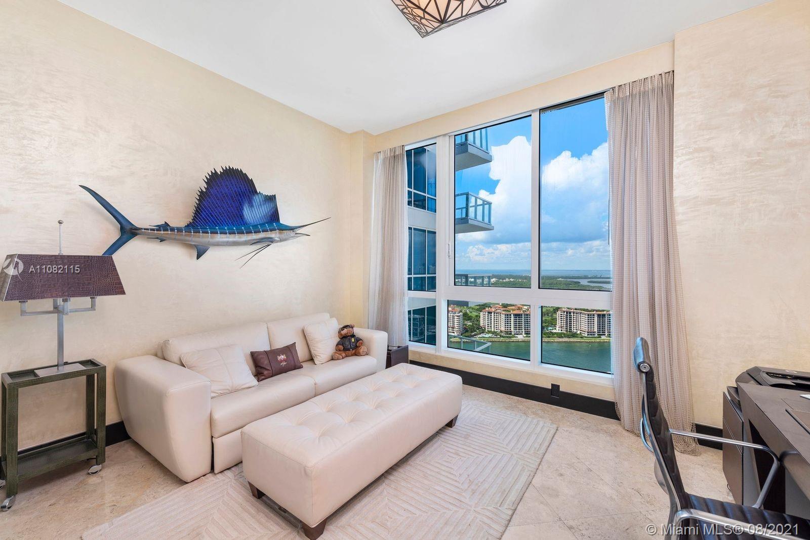 CONTINUUM ON SOUTH BEACH - Residential