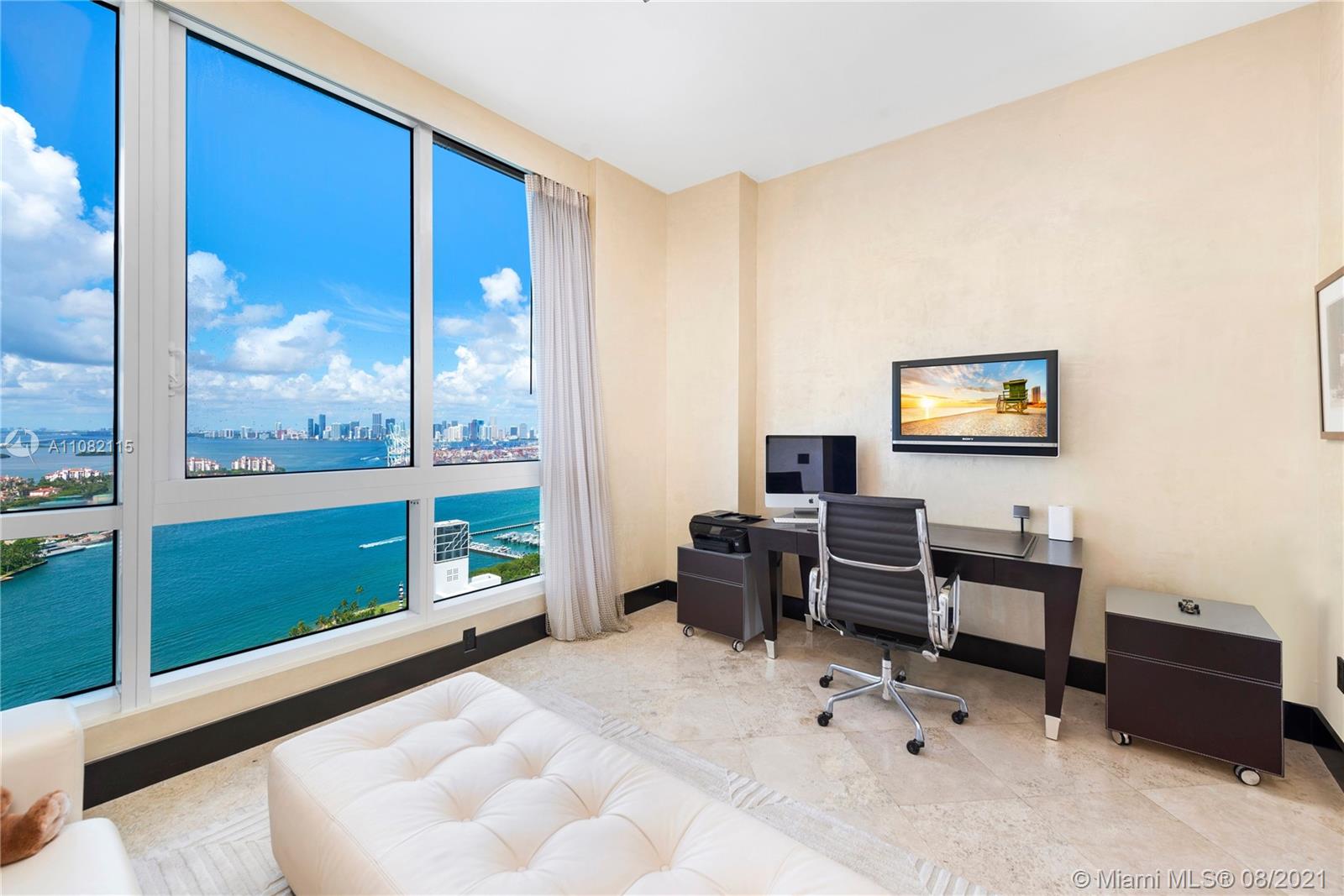 CONTINUUM ON SOUTH BEACH - Residential