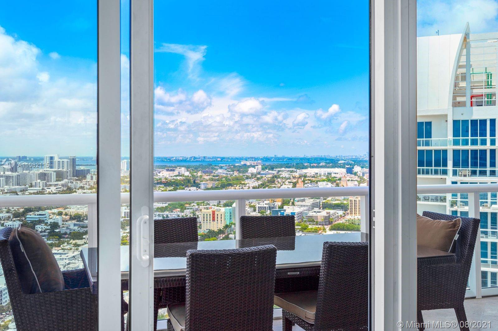 CONTINUUM ON SOUTH BEACH - Residential