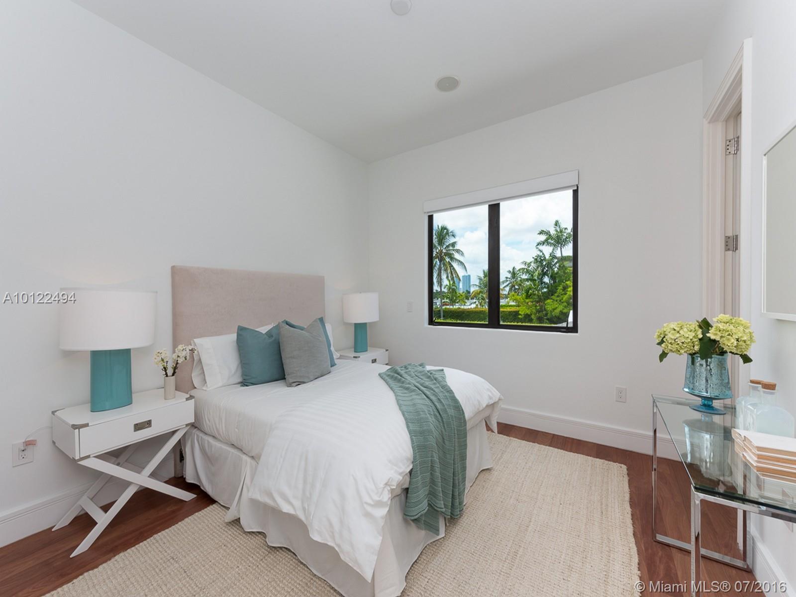 Hibiscus Island - Residential