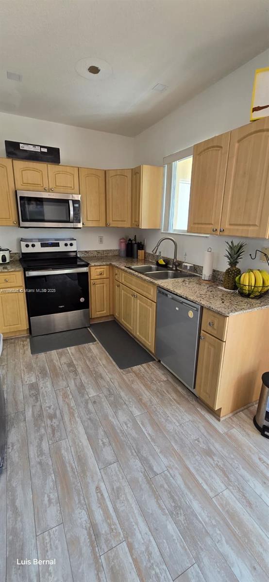 TROPICAL LANDINGS CONDO - Residential
