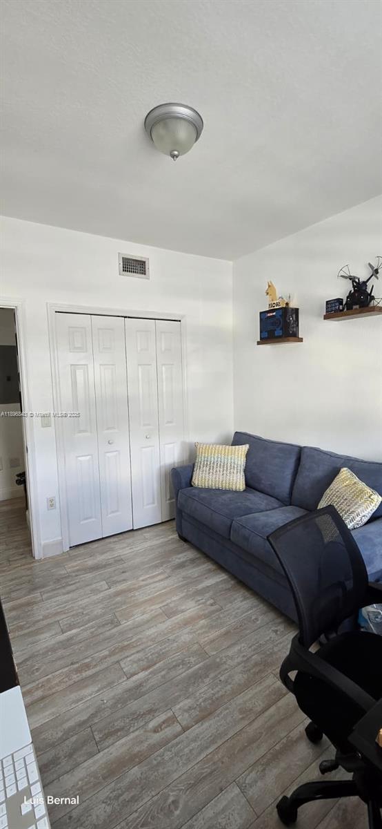 TROPICAL LANDINGS CONDO - Residential