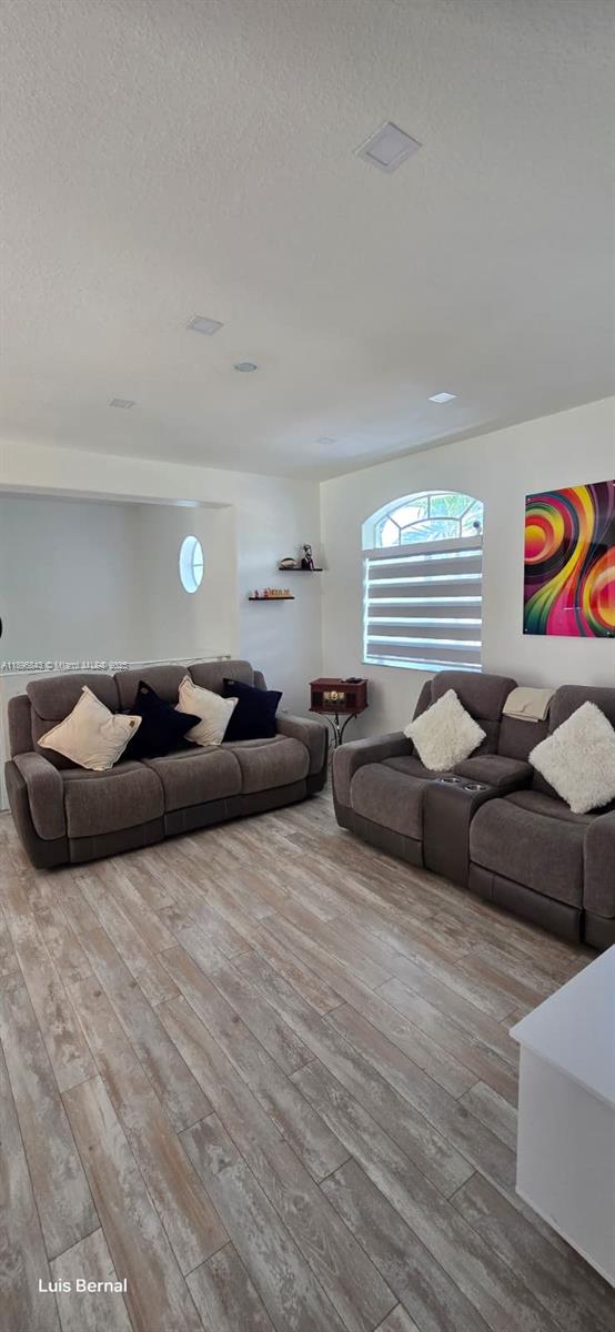 TROPICAL LANDINGS CONDO - Residential