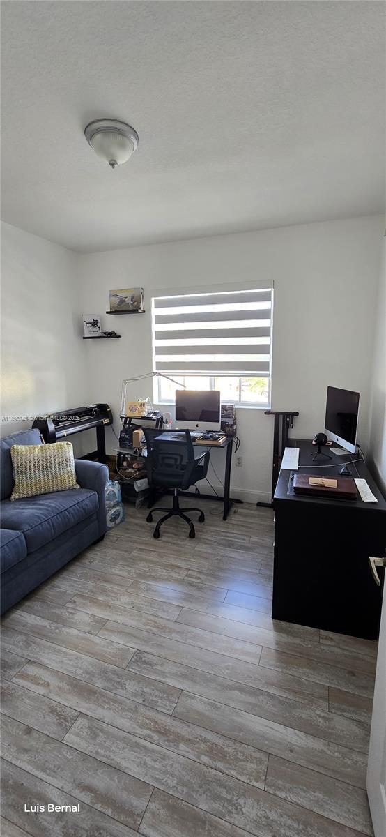 TROPICAL LANDINGS CONDO - Residential