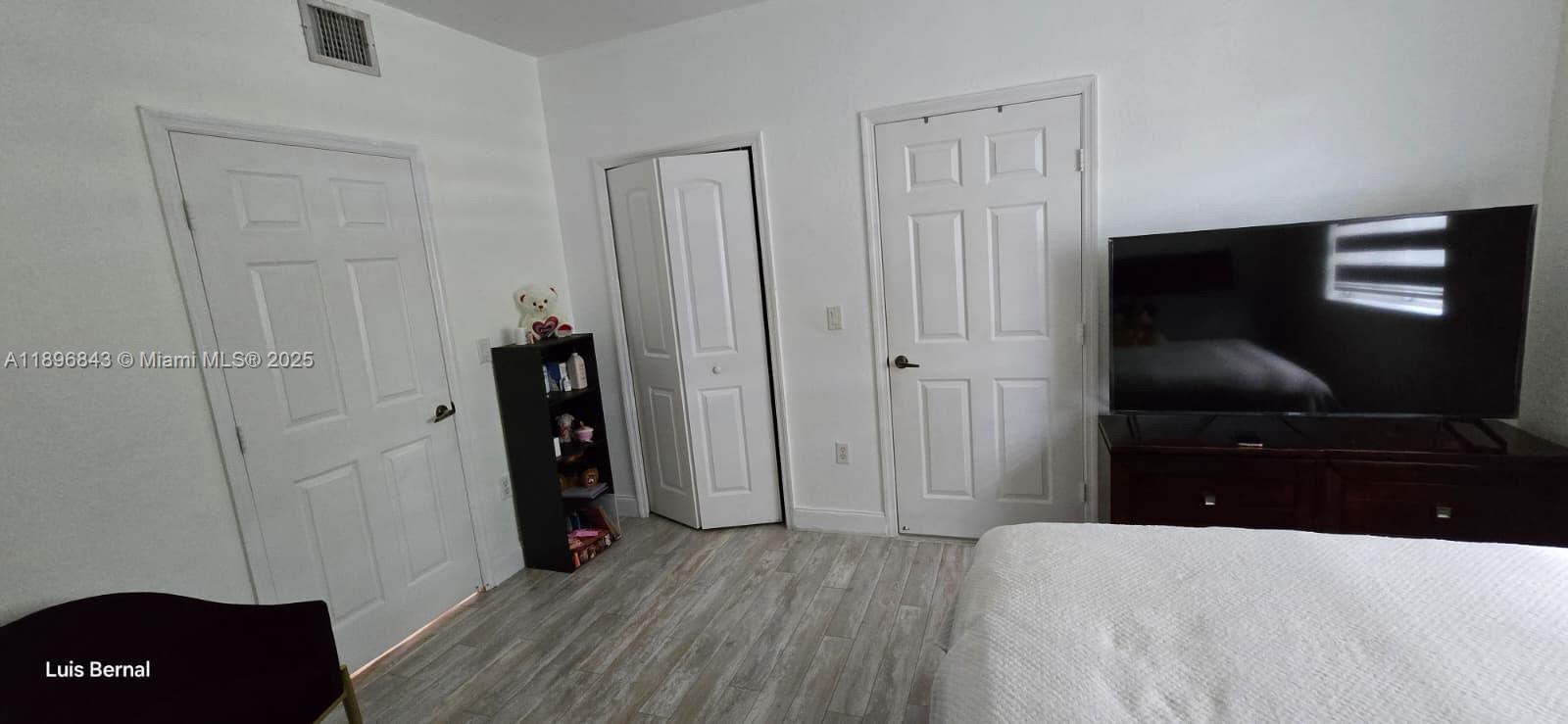 TROPICAL LANDINGS CONDO - Residential