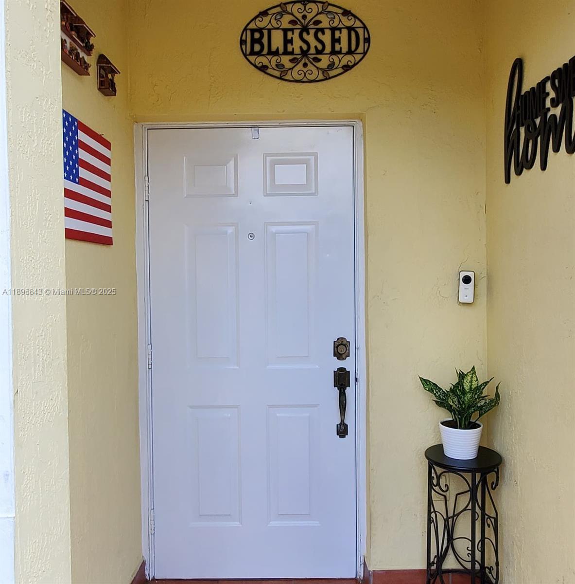 TROPICAL LANDINGS CONDO - Residential