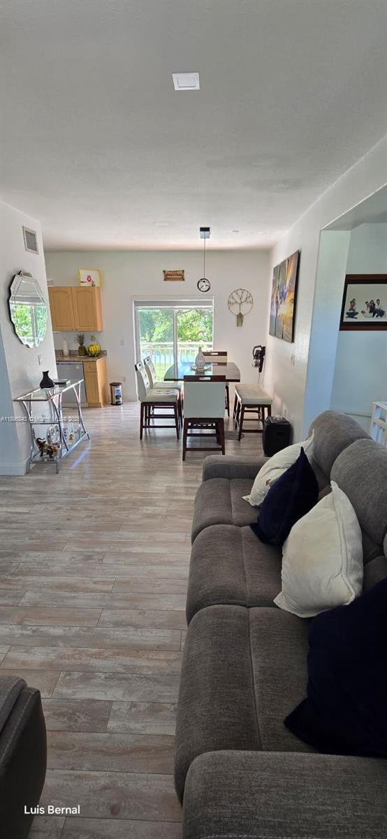 TROPICAL LANDINGS CONDO - Residential