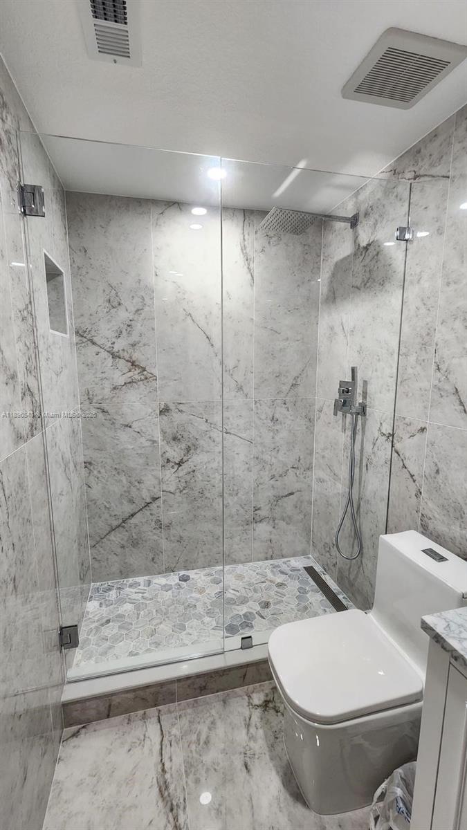TROPICAL LANDINGS CONDO - Residential