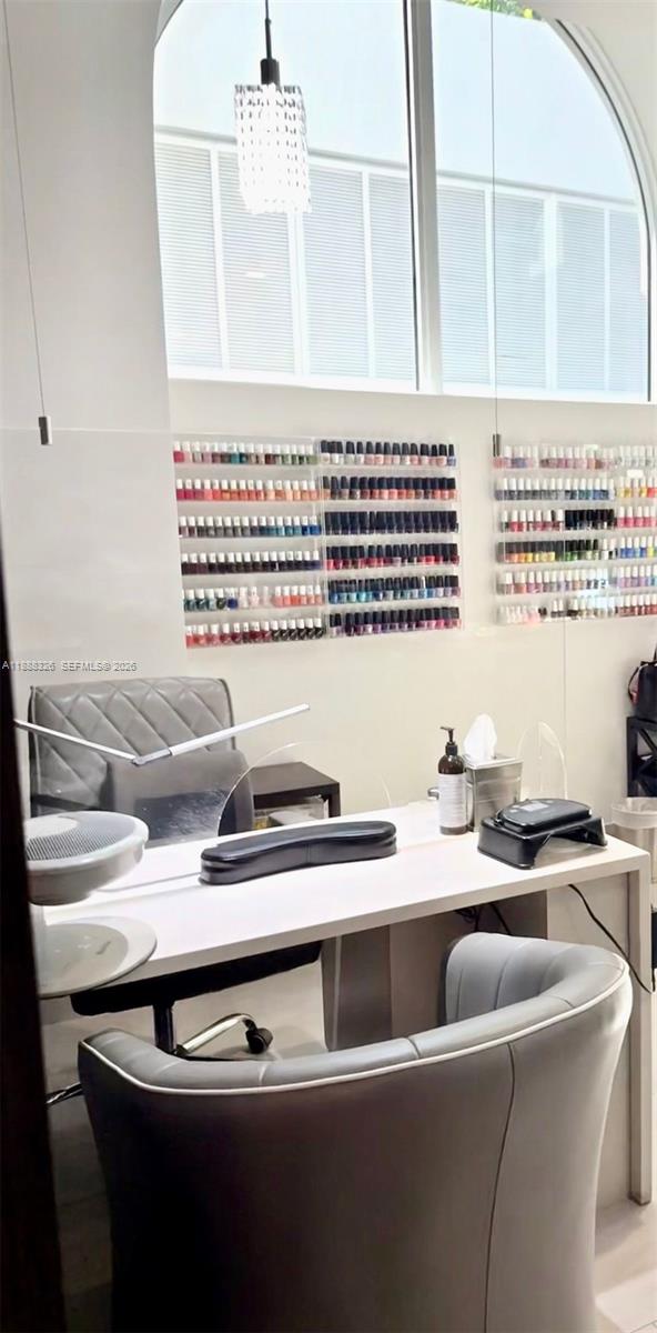 SOUTH TOWER AT THE POINT - Residential