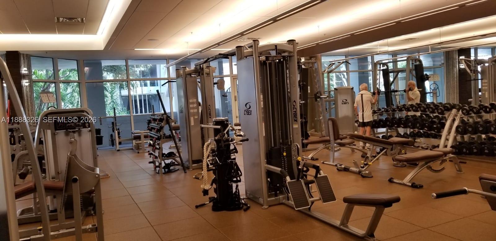 SOUTH TOWER AT THE POINT - Residential