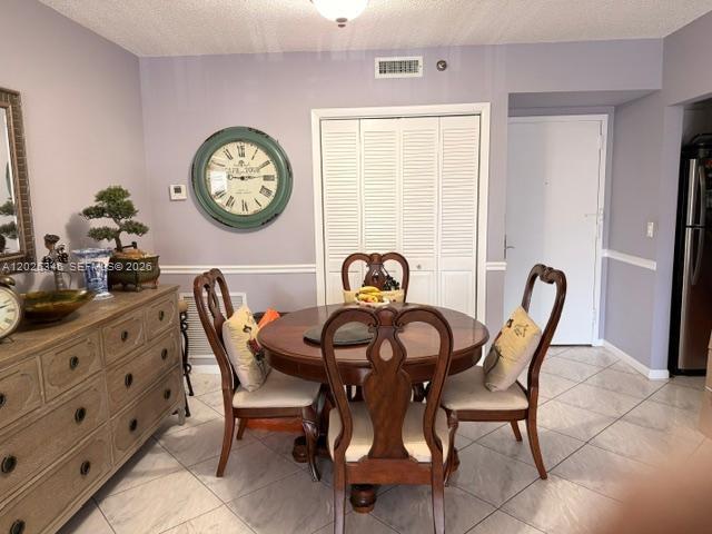 HILLCREST EAST NO 27 COND - Residential
