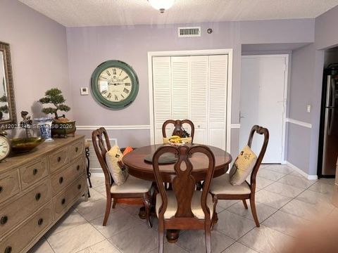 Tiny photo for 3850 Washington St #409, Hollywood, FL 33021 (MLS # A12026346)