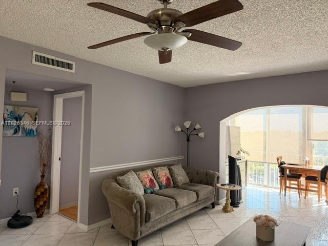 HILLCREST EAST NO 27 COND - Residential