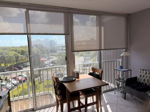 Tiny photo for 3850 Washington St #409, Hollywood, FL 33021 (MLS # A12026346)
