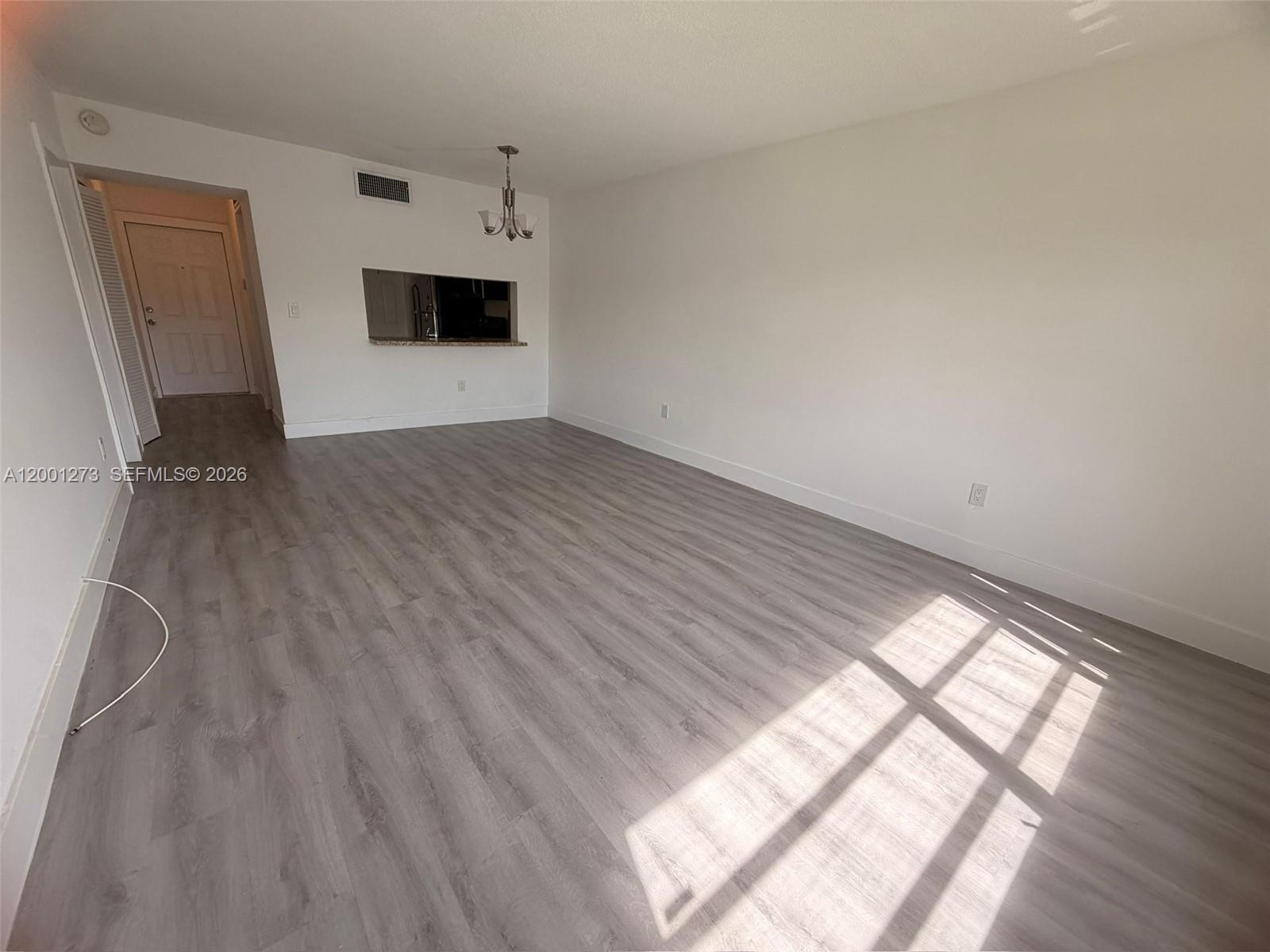 20111 NE 27th Ct K102