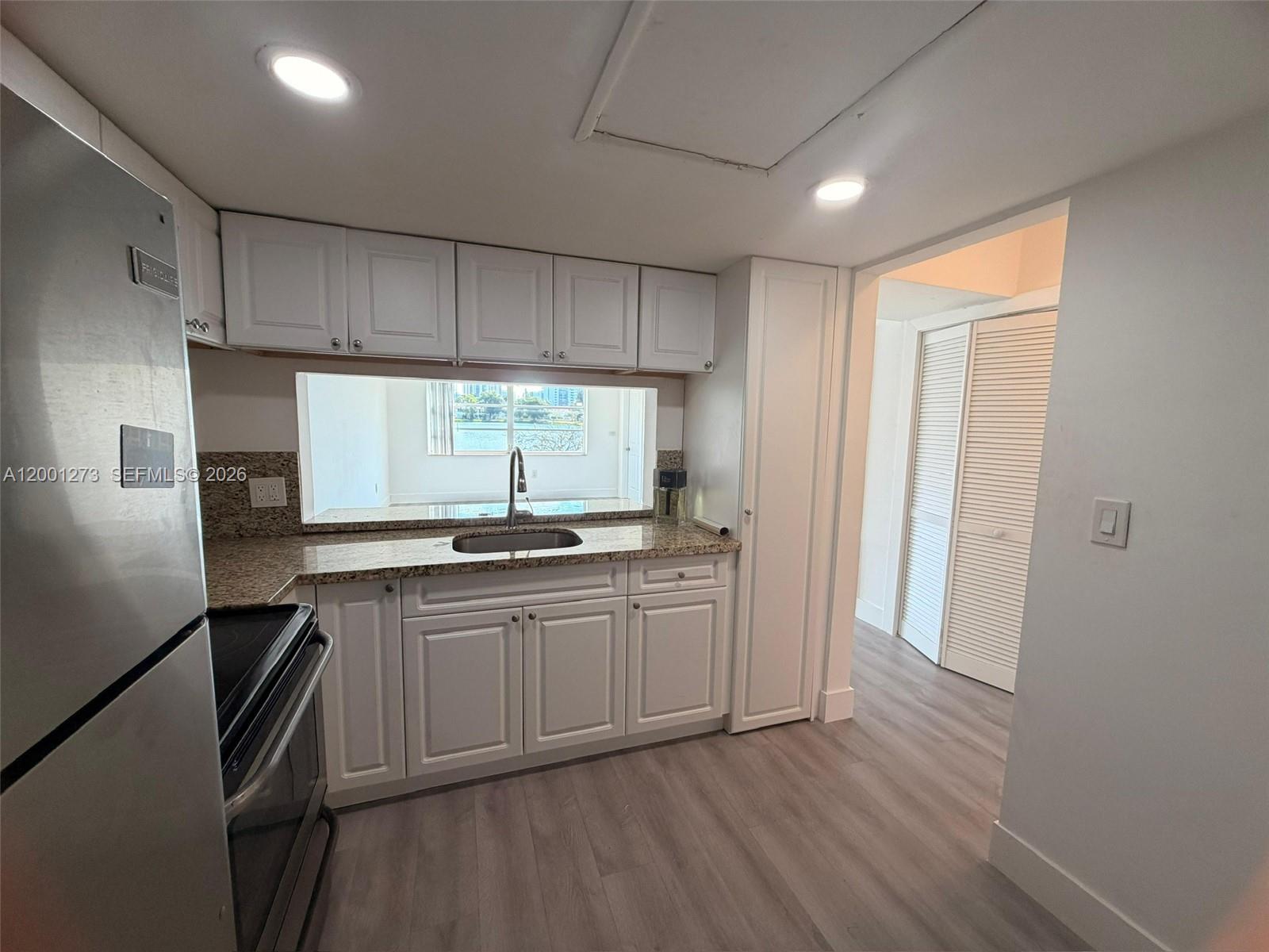 20111 NE 27th Ct K102