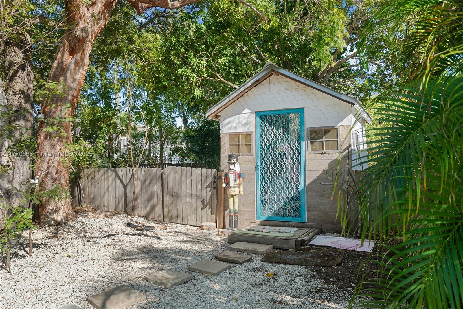 Rock Harbor Est - Residential