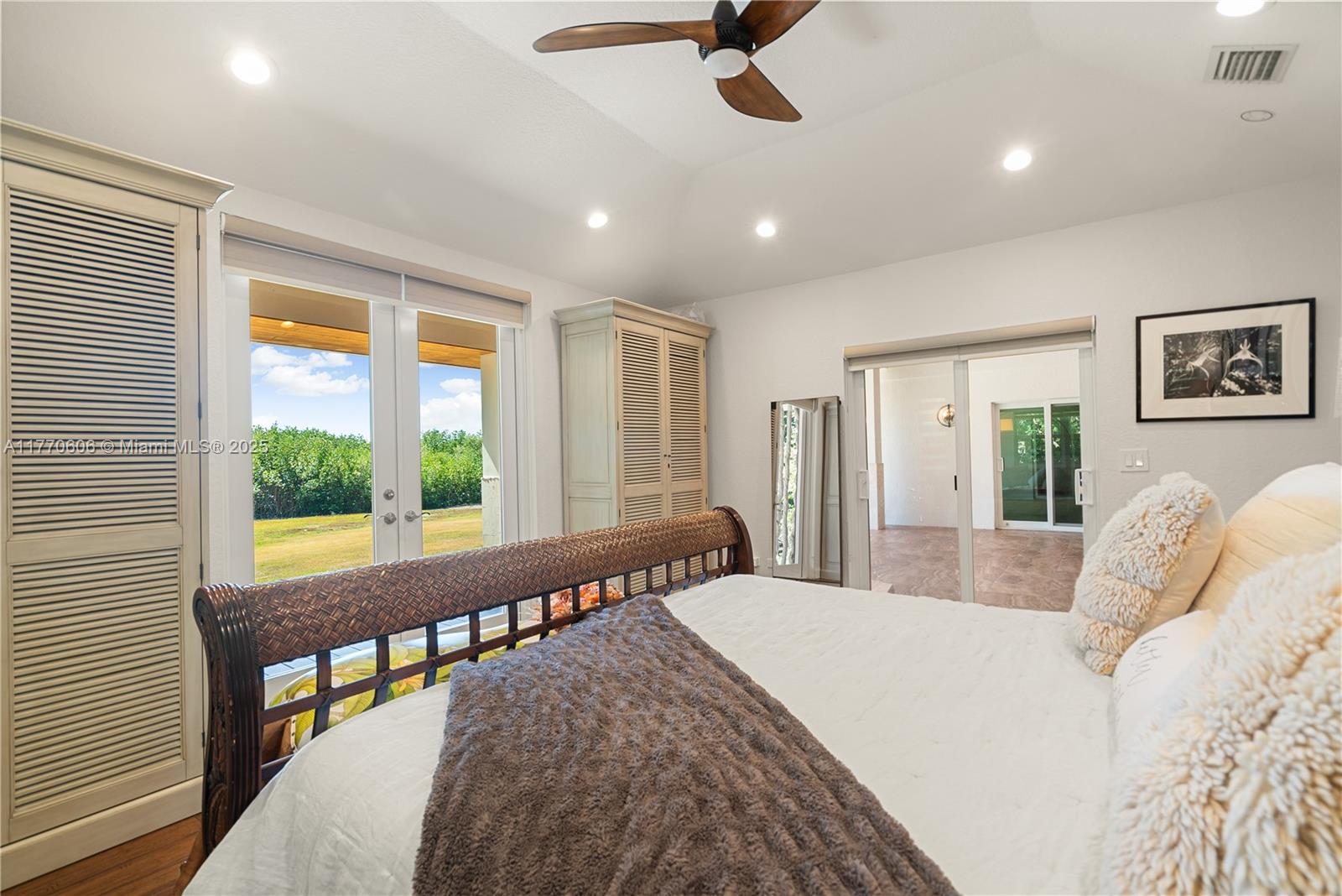 Rock Harbor Est - Residential