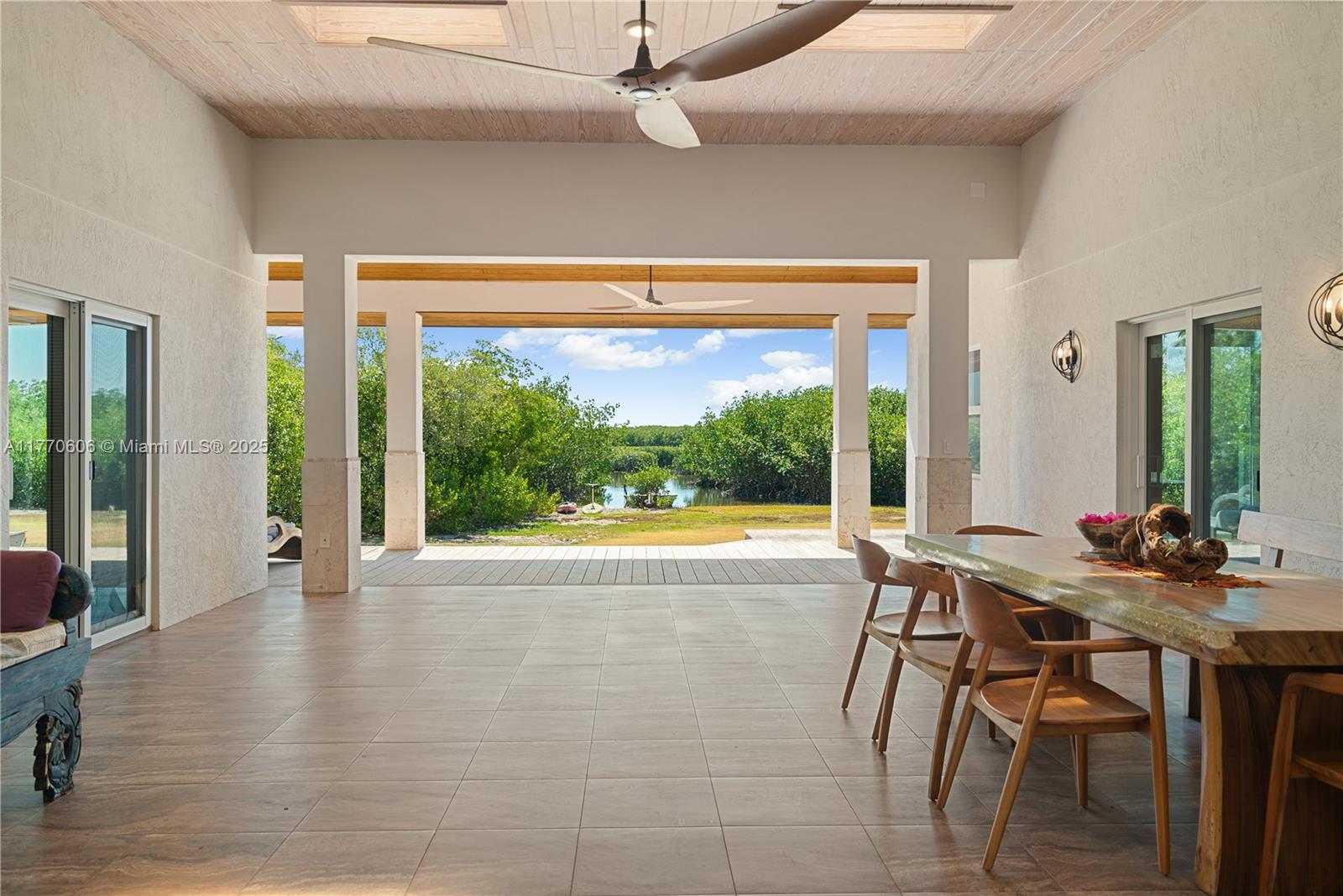 Rock Harbor Est - Residential