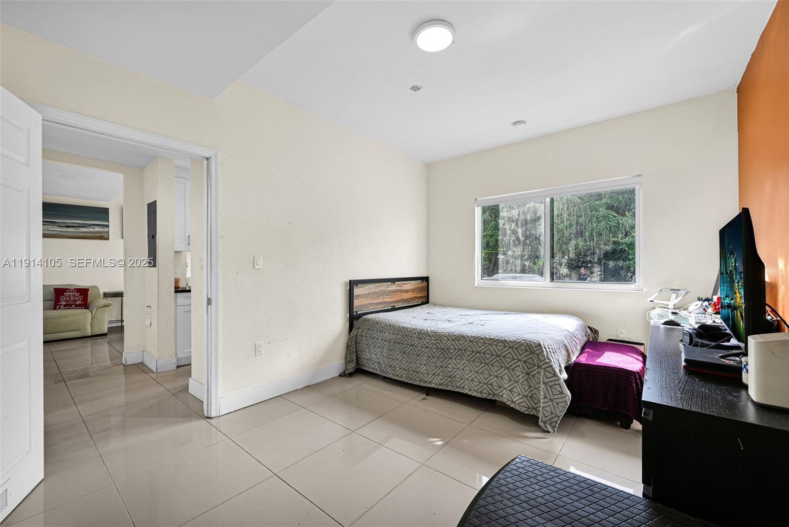 VITRAN AT NARANJA ESTATES - Residential