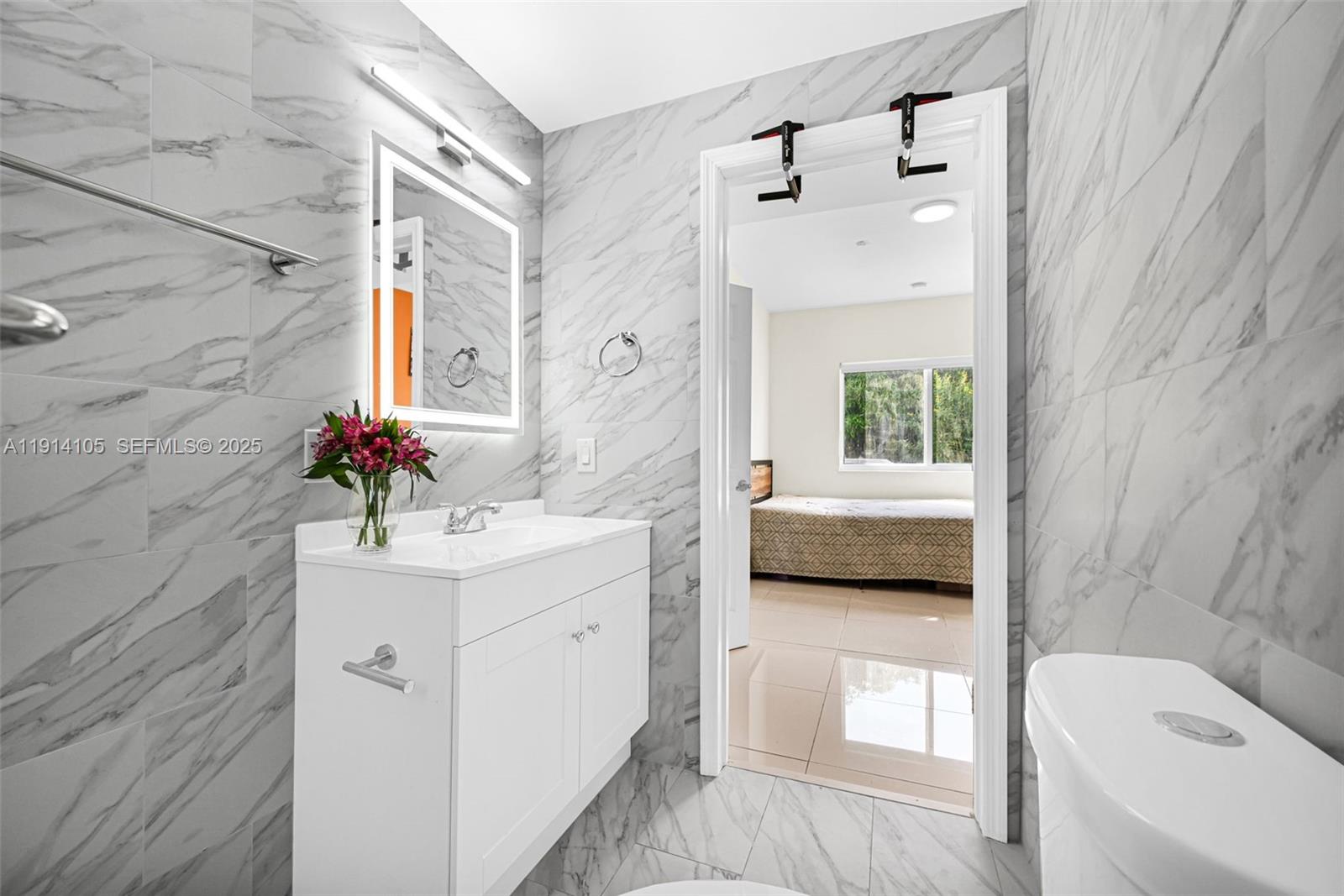 VITRAN AT NARANJA ESTATES - Residential