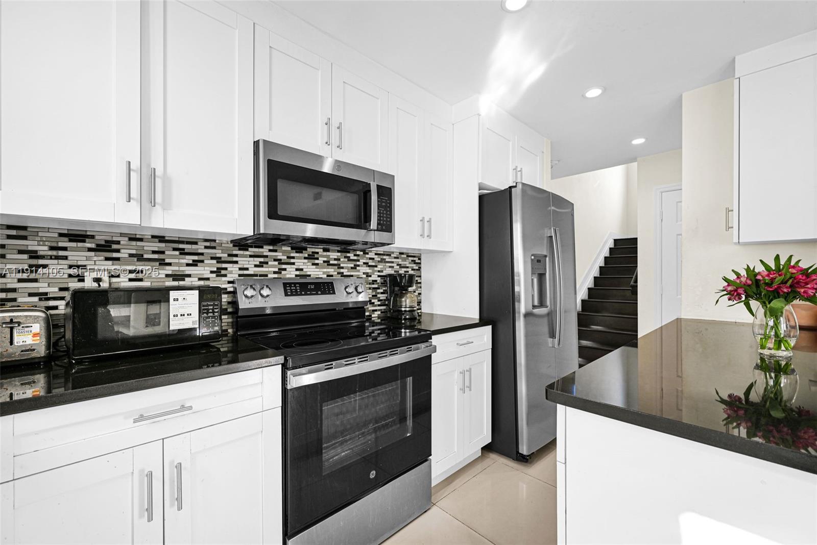 VITRAN AT NARANJA ESTATES - Residential