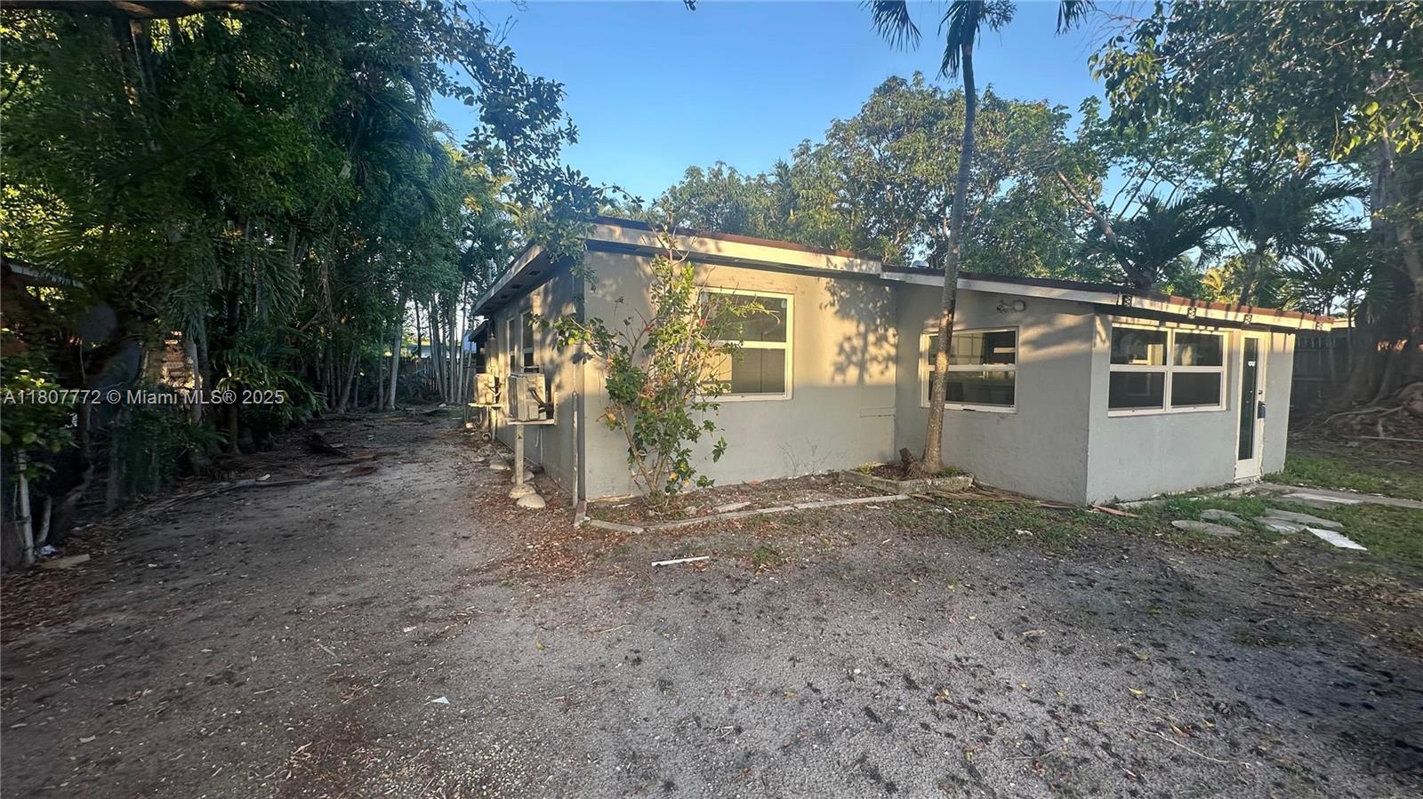 Rental Property at 13845 Nw 6th Ave, Miami, Broward County, Florida - Bedrooms: 3 
Bathrooms: 1  - $2,950 MO.
