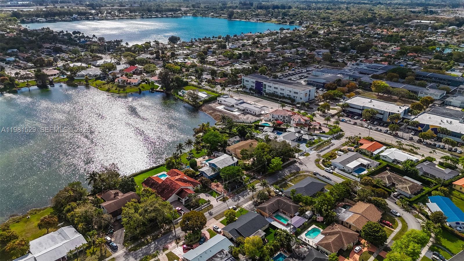 MC CAHILLS BLUEBIRD LAKE - Residential