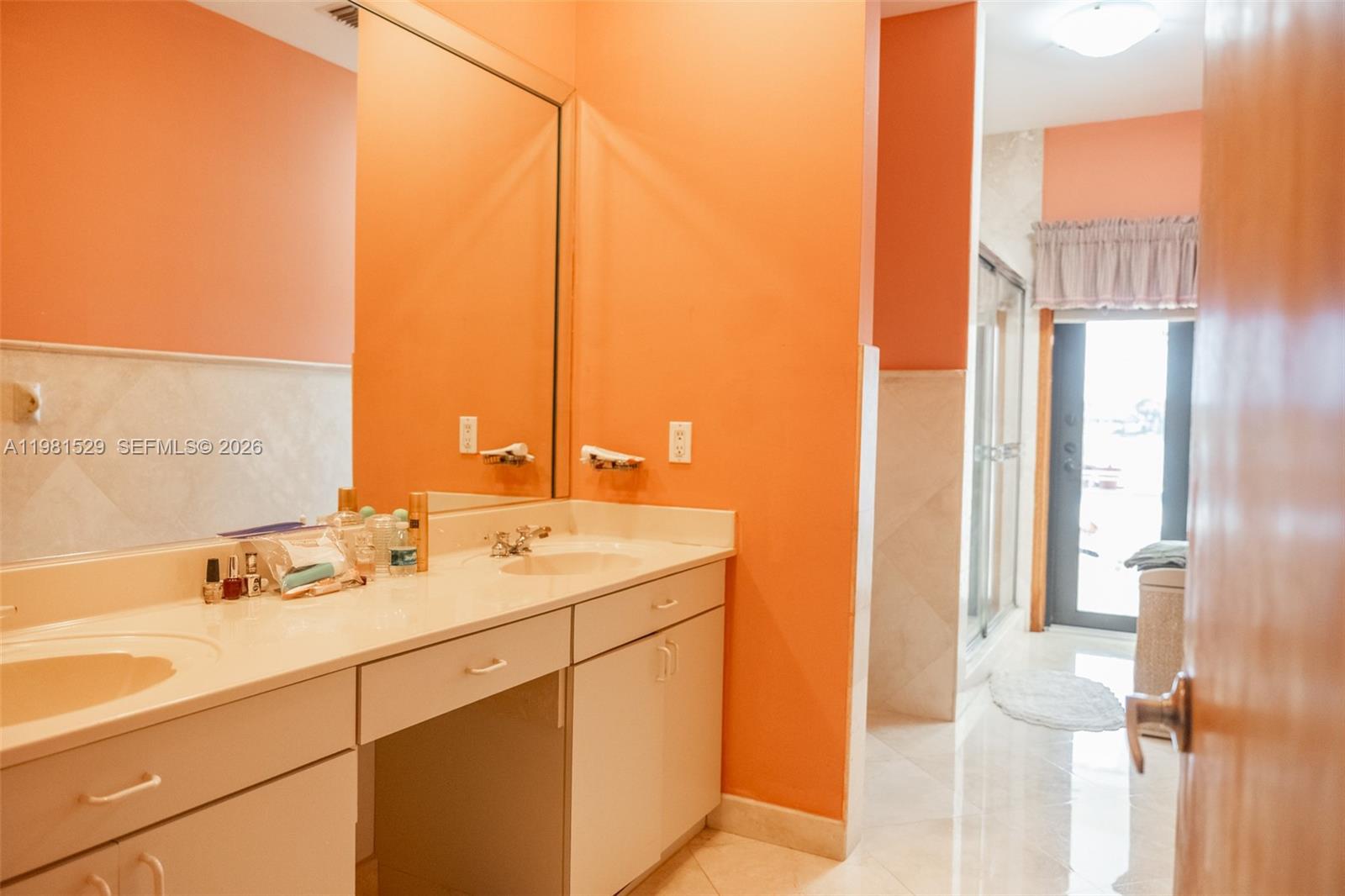 MC CAHILLS BLUEBIRD LAKE - Residential