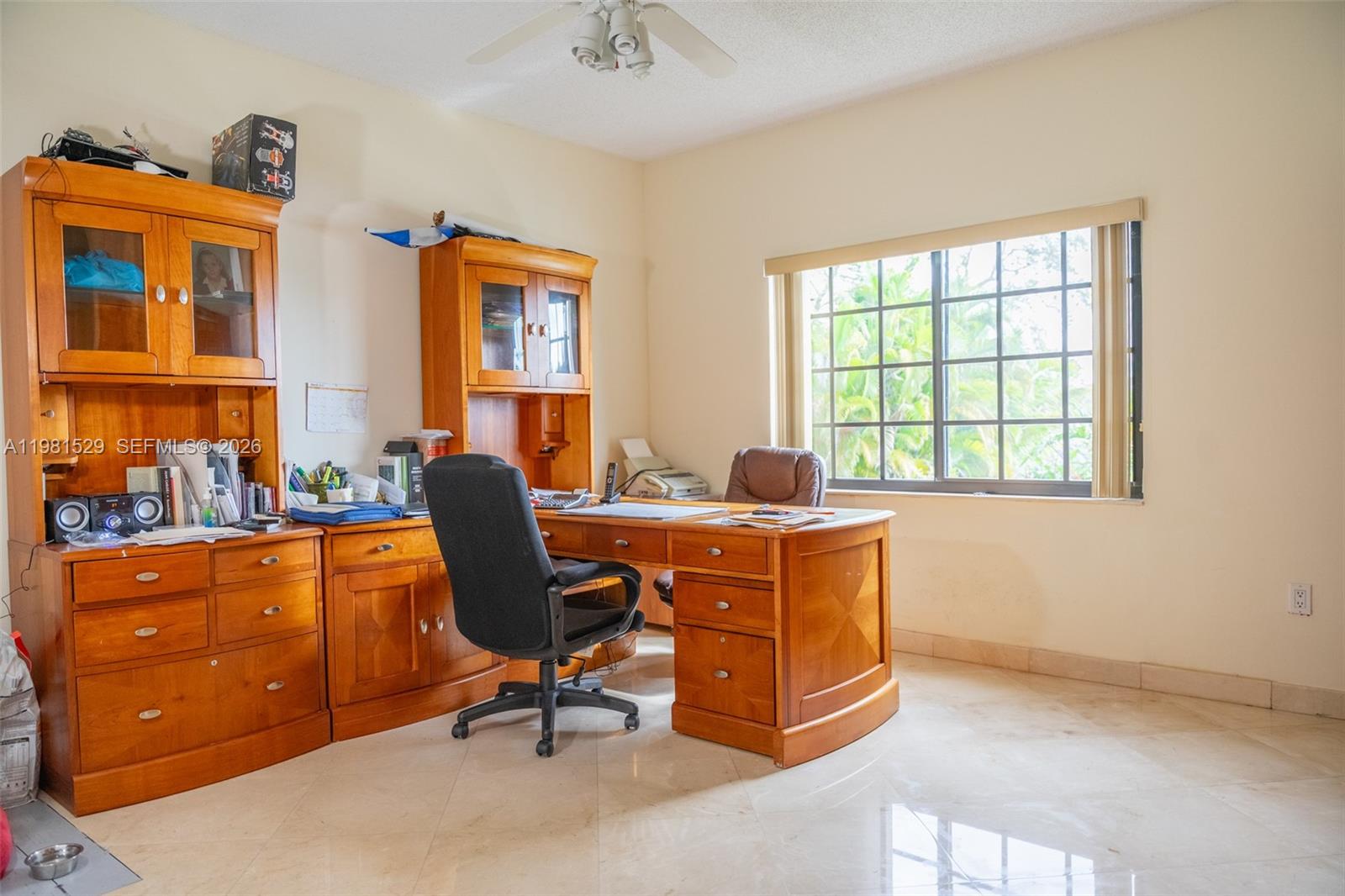 MC CAHILLS BLUEBIRD LAKE - Residential