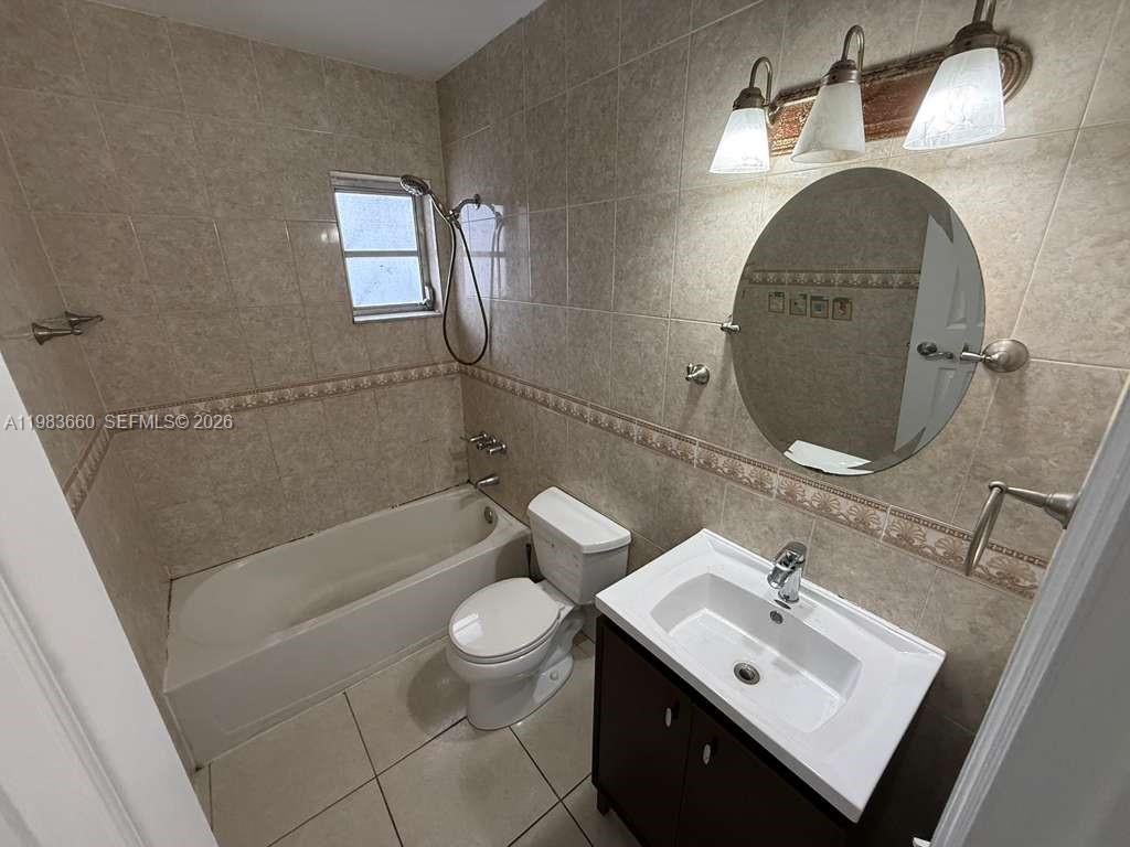 VILLA BISCAYA JARDINES CO - Residential Lease