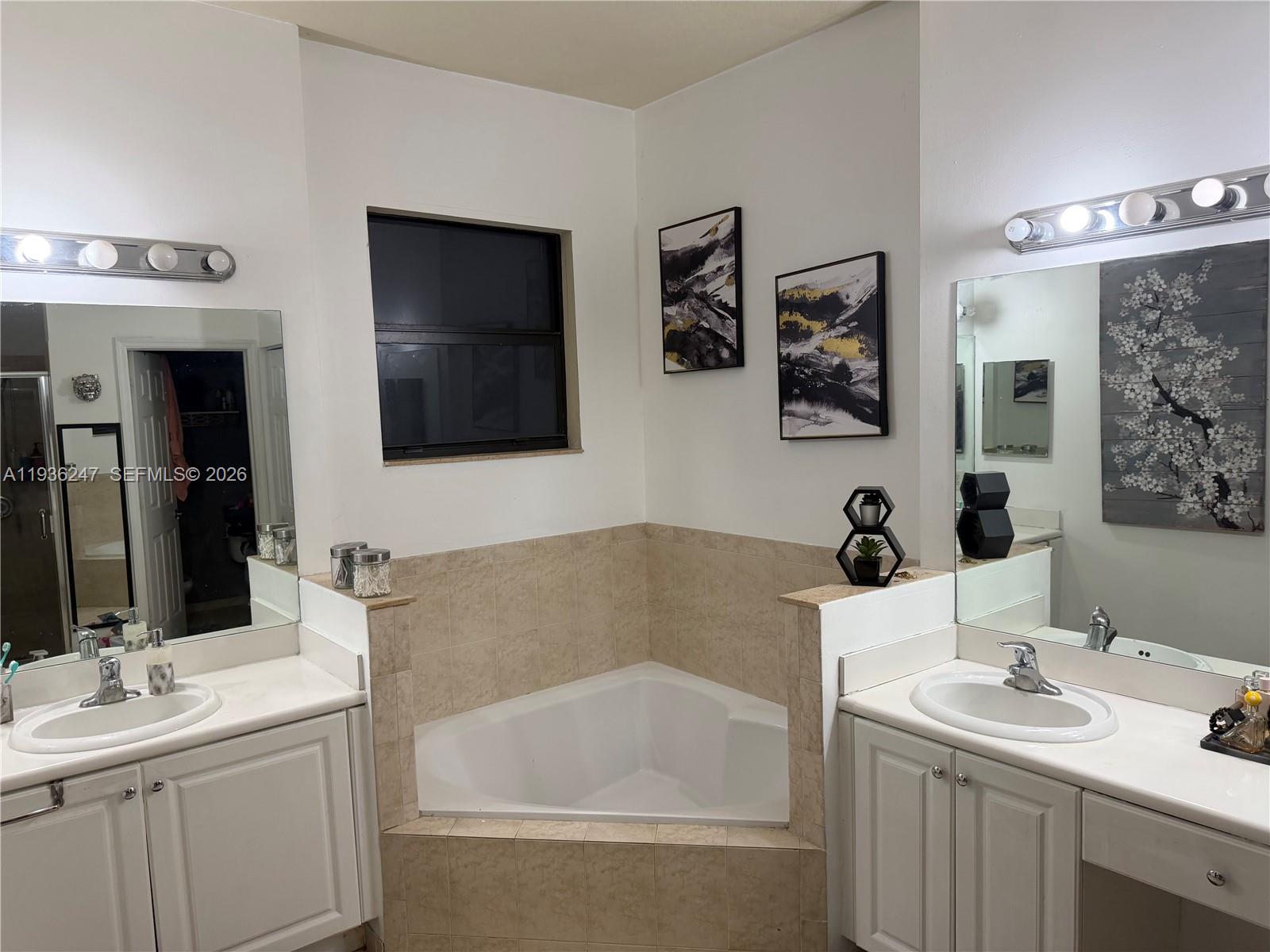 BAYWINDS OF ABACO - Residential